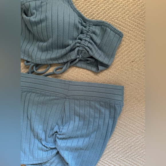 2 piece lounge set - Picture 4 of 4